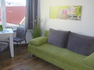 36 II - Holiday apartment with sea view - North-facing balcony