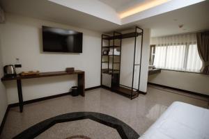 The Wang Yaowarat Hotel