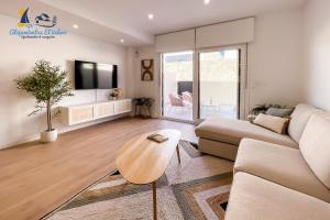 Exclusiva casa de diseño con piscina a 200 m playa