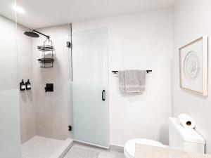 Prime Studio - Pool & Walk to Bayfront Park