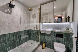 Lockside Suite 3-Bedroom Sophisticated Flat