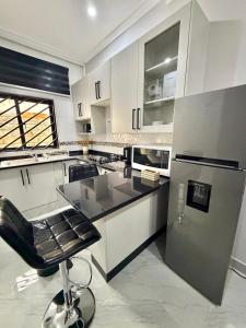Black-Oak Apartments