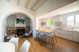 CAPBRETON. Villa BAKENSACK avec terrasse pour 12 personnes wifi gratuit