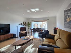 Falésia Townhouse - Walk to Beach - Pool - Garage