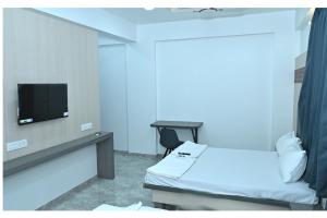 HOTEL RUDRANSH Regency