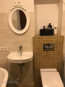 Old City Literatu apartment free parking