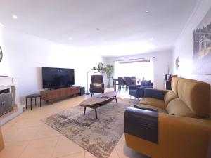 Falésia Townhouse - Walk to Beach - Pool - Garage