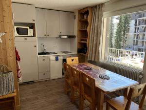 Appartement spacieux avec balcon - 4 pers. - FR-1-871-59