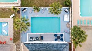 Tropical Castle Unit A