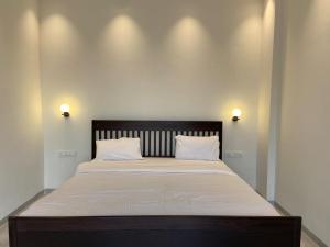 Basilica Villa 3 BHK with Pool BY Phoenix Stays