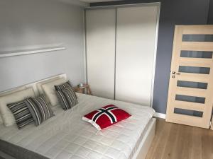 Dwupoziomowy luksusowy apartament z garażem 300m do plaży Międzywodzie