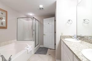 Beachview Condo in Legacy Tower1 -303 - with Reserved Parking Spot in front