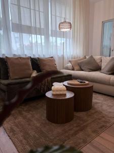 Ruhige moderne Ferienwohnung nahe Winterberg mit Terrasse, WLAN und Parkplatz