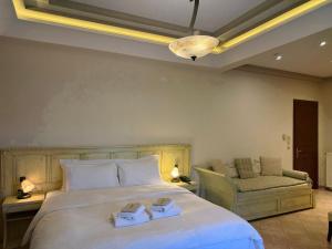 Evzin Hotel