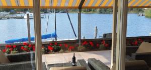 Vakantievilla Koudum met privé steiger
