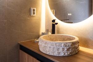 Ponta do Sol hills view 2BR