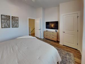 Beachside Condos by Tybee Vacation Rentals