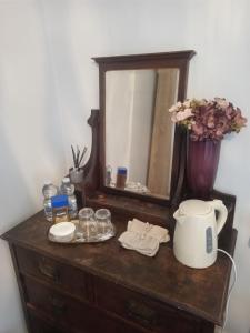 Glenlara House - Double Quiet Room