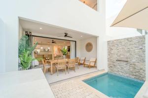 Elegant NEW 3BR Villa with Pool Walk to Beach