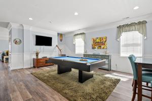 Bermuda Breeze 15B