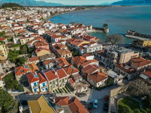 Porto Lepanto - Luxury Maisonettes in Nafpaktos