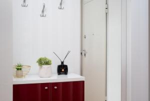 Sea Apartment with pool access