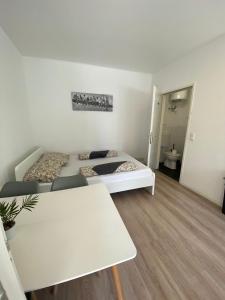 Cosy Apartment Near Metro U1 Vienna with Free Parking