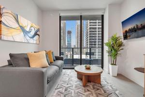 501-2110 Luxury Ocean View from Balcony Rooftop Pool & GYM