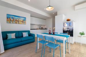 Blue Harbor Terrace view unit with terrace overlooking the sea img39