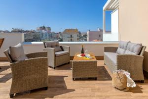 Blue Harbor Terrace view unit with terrace overlooking the sea img47