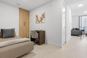 501-3510 Luxury Ocean View from Balcony Rooftop Pool & GYM