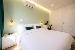 VILLA IN BED