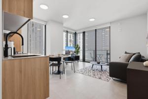 501 First Luxury Corner 1BR1BA Rooftop Pool & GYM 501-908