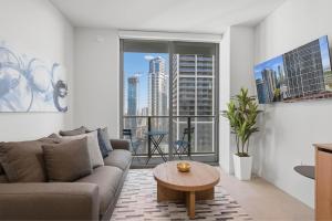 501-3110 Luxury Ocean View from Balcony Rooftop Pool & GYM