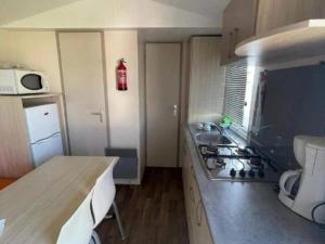 2 Bungalows con Piscina Privada Aire Acondicionado y Garaje