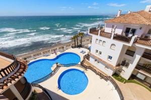 Puerta Del Mar Penthouse Beachfront - Happy Rentals