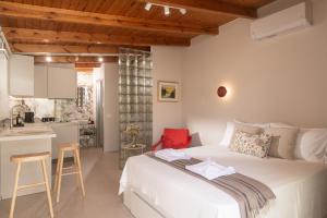 Studio Anel - Jacuzzi Garden Retreat