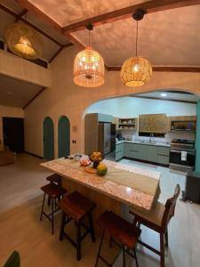 Casa Verde Aqua