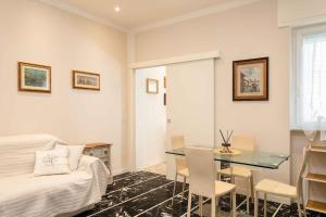 Viareggio sea view and 400 meters from the beach
