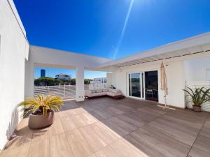 Piscina Fronte Mare & Attico - Jl Blue Apartments C43