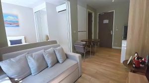 Stylish Diamond Condo Bangtao with Pool View