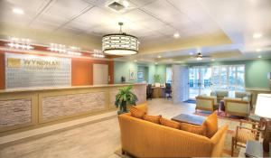 Majestic Sun Resort 1BR Apartment