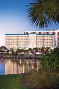 Majestic Sun Resort 1BR Apartment
