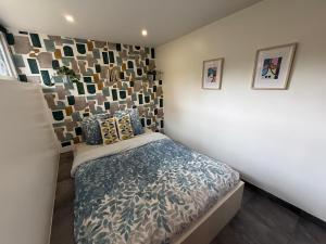 La rose beautiful brand new apartment in souplex