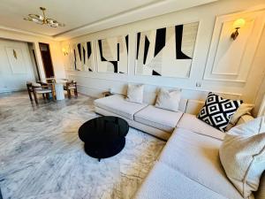 Beautiful 3 bedrooms Flat