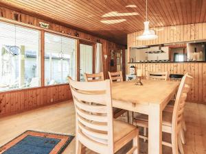 6 person holiday home in Dannemare