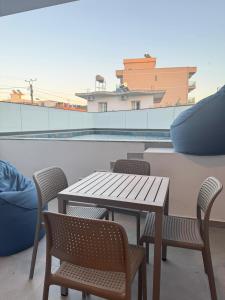 Alpha Blue Aura Duplex -Triple Room & Private Pool