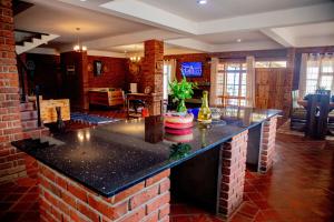Tranquil Hillhouse