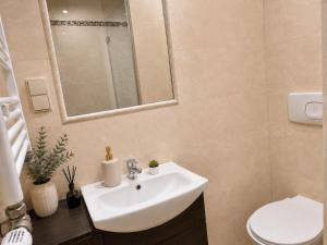 Studio przy Żeromskiego 6 - HoliApart
