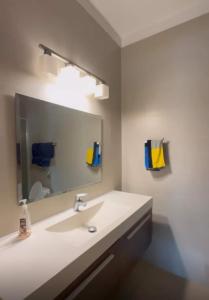 Fully furnished beachfront apartment with terrace in Santa Clara Panama